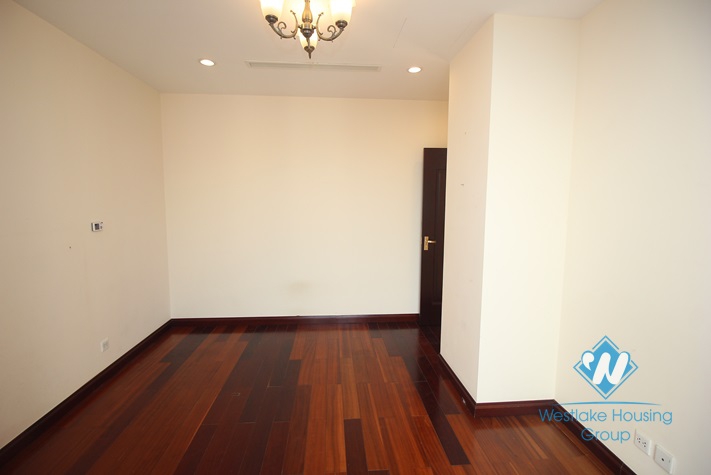 High floor three apartment for rent in Royal City, Ha Noi